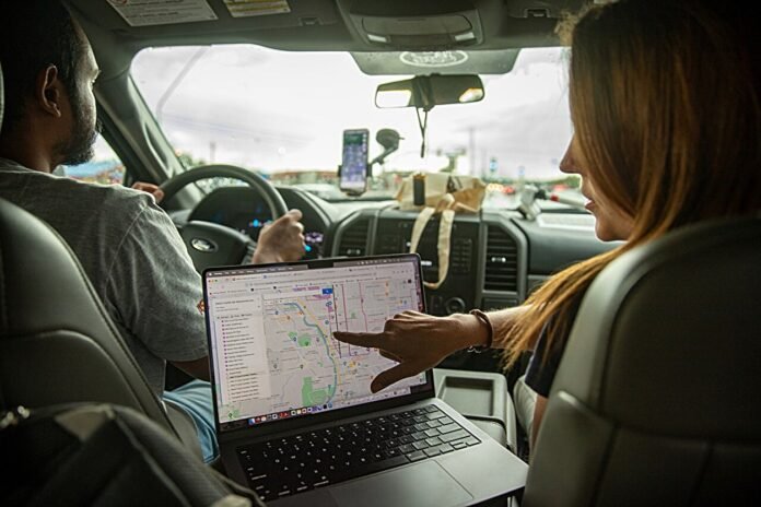 Weather trucks search for answers about extreme heat in Tucson's 'data deserts'