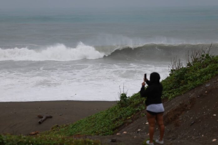 Hurricane Beryl live updates: Cat 4 storm churns toward Jamaica with destructive wind and storm surge