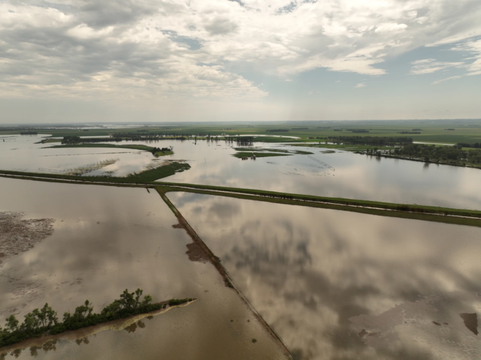 Extreme heat and floods are back in the Midwest. How does climate change play in?